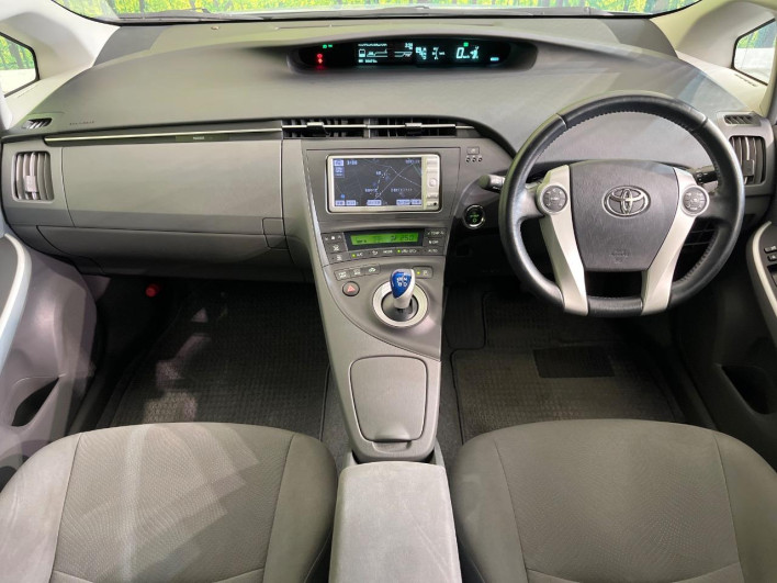 2010 Toyota Prius DAA-ZVW30 (UW-6a28d6e149a8f)[28]