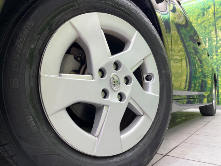2011 Toyota Prius DAA-ZVW30 (UW-6a28d6e153238)[8]