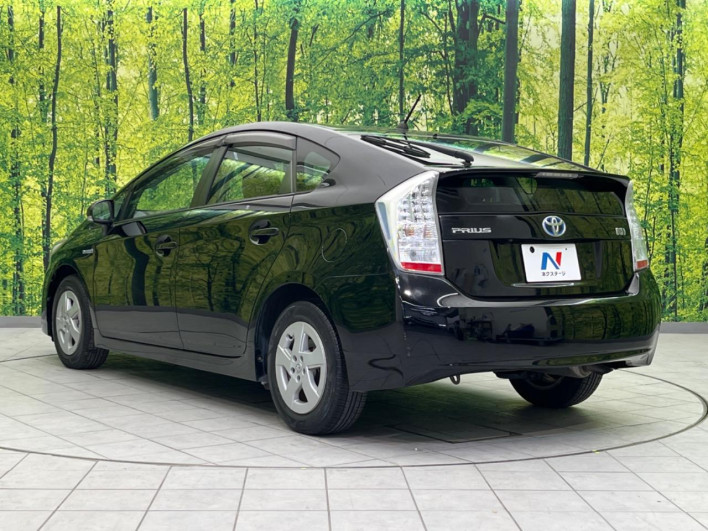 2011 Toyota Prius DAA-ZVW30 (UW-6a28d6e153238)[15]