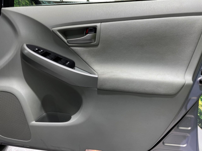 2014 Toyota Prius DAA-ZVW30 (UW-6a28d6e271d1f)[17]