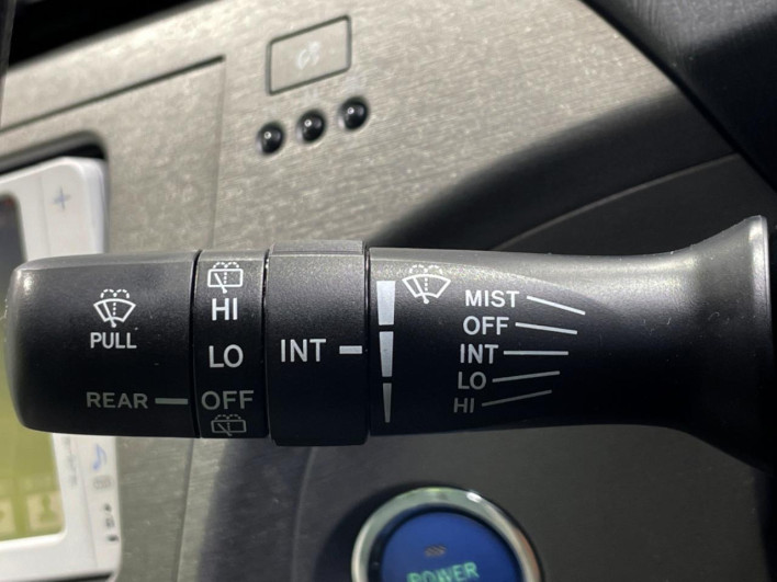 2014 Toyota Prius DAA-ZVW30 (UW-6a28d6e271d1f)[27]