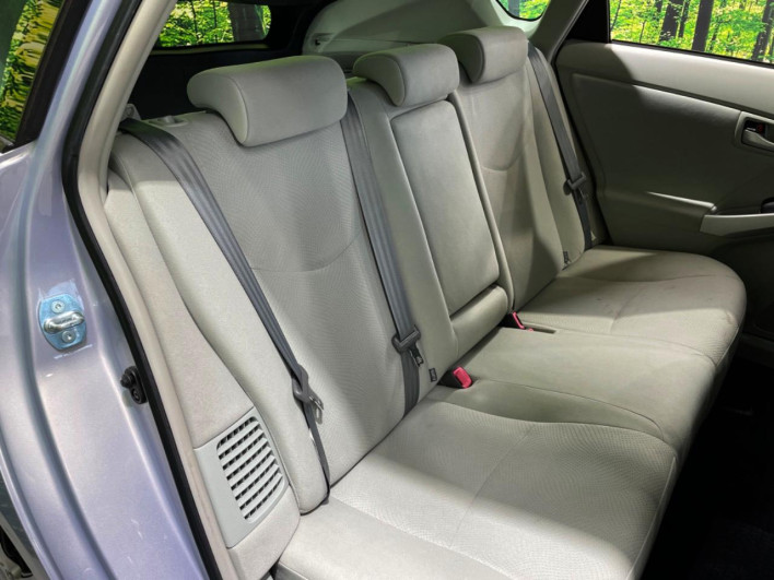 2014 Toyota Prius DAA-ZVW30 (UW-6a28d6e271d1f)[13]