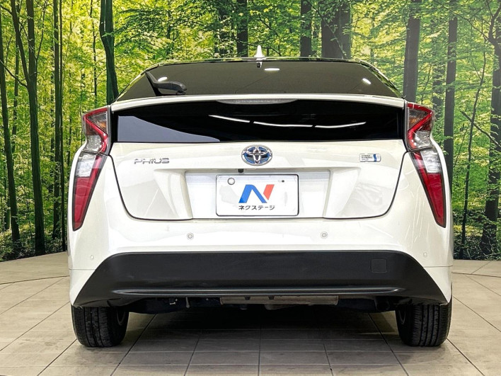 2017 Toyota Prius DAA-ZVW50 (UW-6a28d6e46ddef)[8]
