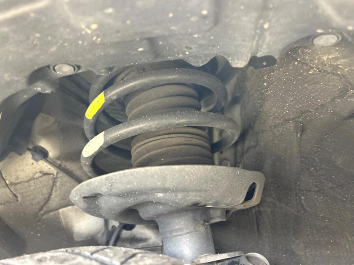 2017 Toyota Prius DAA-ZVW50 (UW-6a28d6e46ddef)[20]
