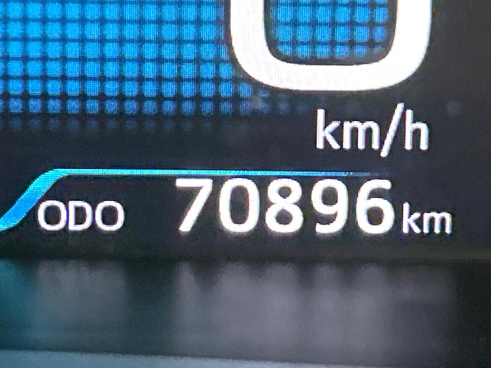 2017 Toyota Prius DAA-ZVW50 (UW-6a28d6e46ddef)[2]