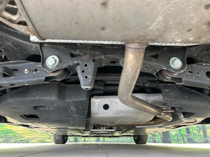 2017 Toyota Prius DAA-ZVW50 (UW-6a28d6e46ddef)[23]