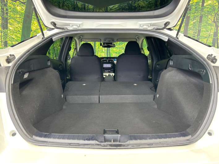 2017 Toyota Prius DAA-ZVW50 (UW-6a28d6e46ddef)[27]