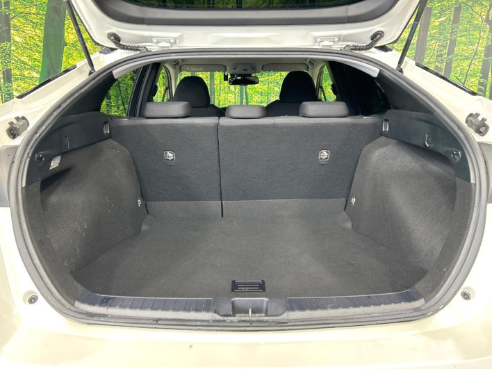 2017 Toyota Prius DAA-ZVW50 (UW-6a28d6e46ddef)[25]