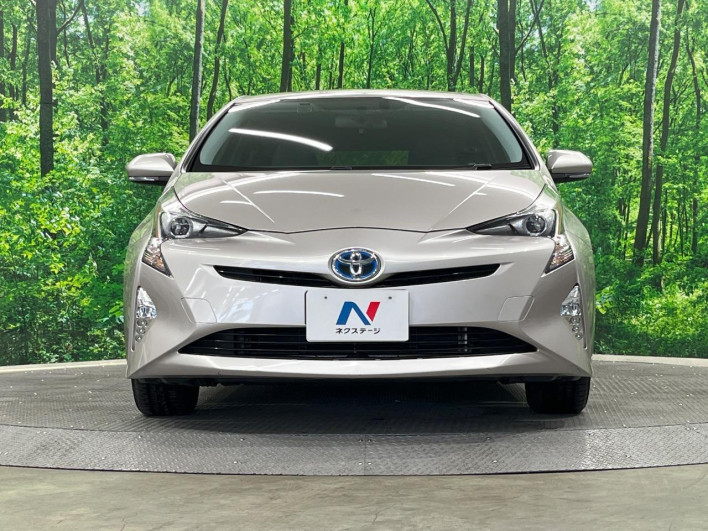 2016 Toyota Prius DAA-ZVW55 (UW-6a28d6e9b594a)[20]