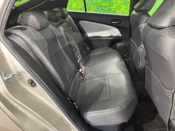 2016 Toyota Prius DAA-ZVW55 (UW-6a28d6e9b594a)[25]