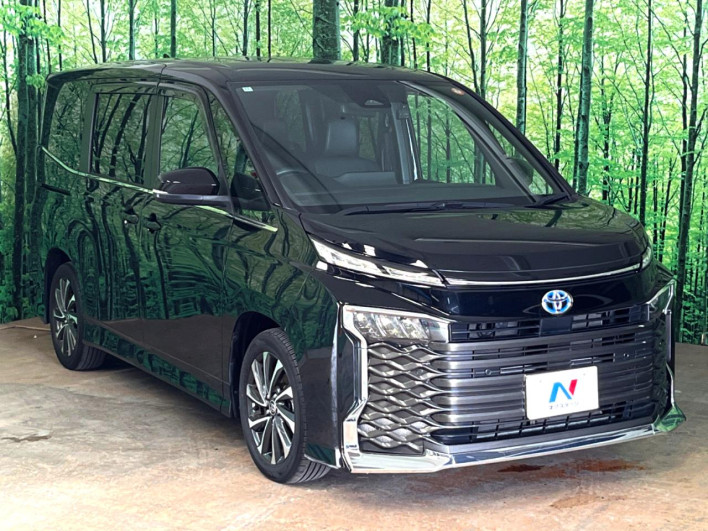 2022 Toyota Voxy 6AA-ZWR90W (UW-6a28d6f26d175)[25]