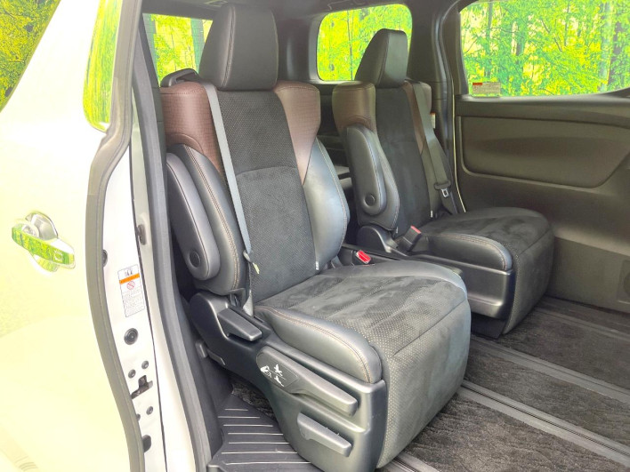 2017 Toyota Alphard DBA-AGH30W (UW-6a2a25f27c0c1)[15]