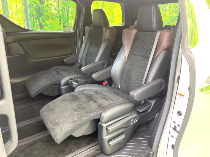 2017 Toyota Alphard DBA-AGH30W (UW-6a2a25f27c0c1)[18]