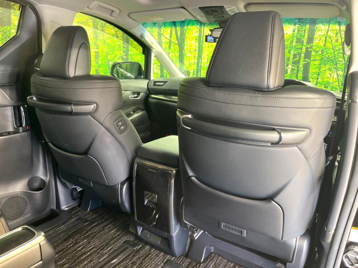 2020 Toyota Vellfire 3BA-AGH30W (UW-6a2a25f92d824)[28]