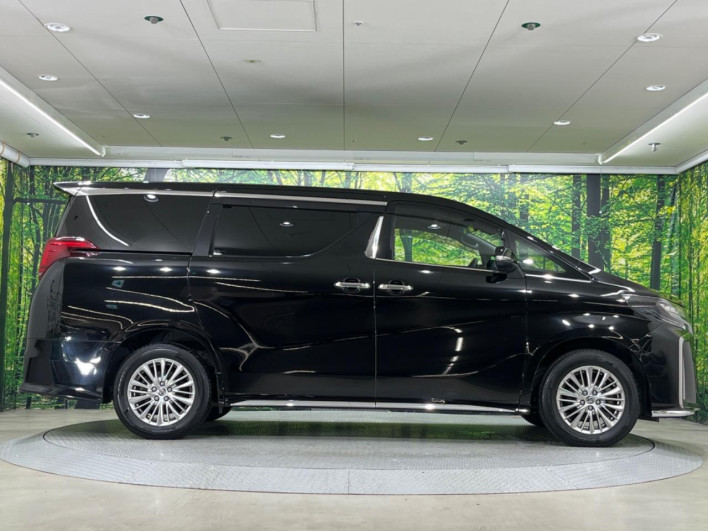2022 Toyota Alphard Hybrid 6AA-AYH30W (UW-6a2a260faeedb)[16]