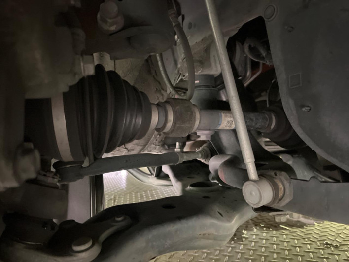 2022 Toyota Alphard Hybrid 6AA-AYH30W (UW-6a2a260fc4f1c)[4]