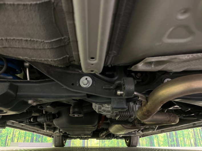 2022 Toyota Alphard Hybrid 6AA-AYH30W (UW-6a2a260fc4f1c)[21]