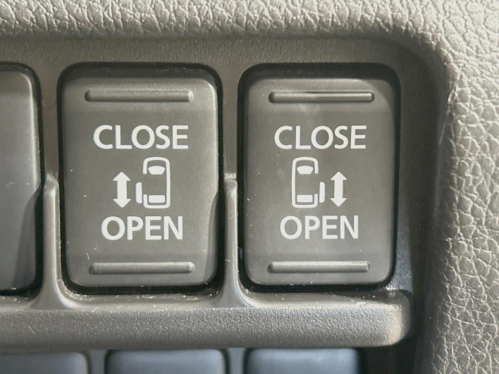 2014 Mitsubishi eK Space Custom DBA-B11A (UW-6a2a261566555)[19]