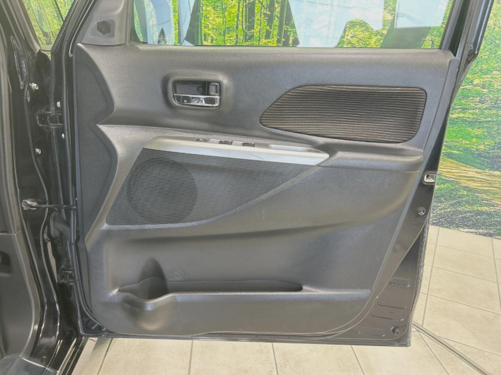 2014 Mitsubishi eK Space Custom DBA-B11A (UW-6a2a261566555)[16]