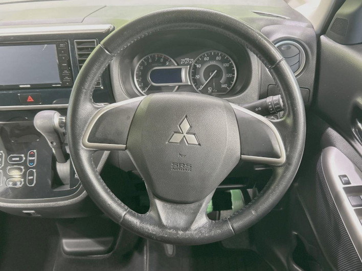 2014 Mitsubishi eK Space Custom DBA-B11A (UW-6a2a261566555)[24]