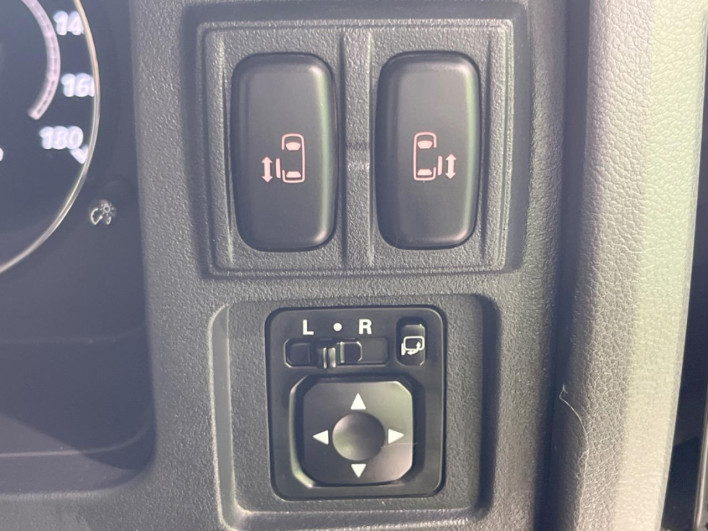 2017 Mitsubishi Delica D:5 LDA-CV1W (UW-6a2a2634ac5d1)[26]