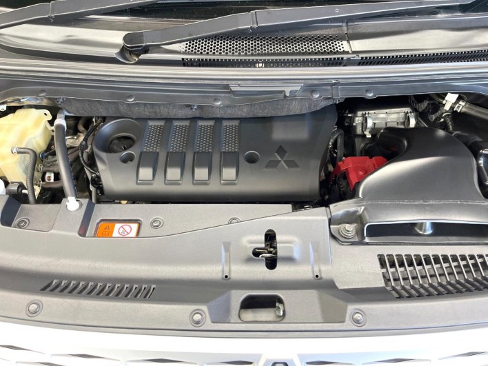 2022 Mitsubishi Delica D:5 3DA-CV1W (UW-6a2a26356b495)[5]