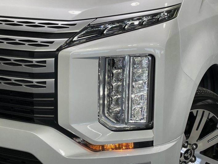 2023 Mitsubishi Delica D:5 3DA-CV1W (UW-6a2a2637b99d4)[9]