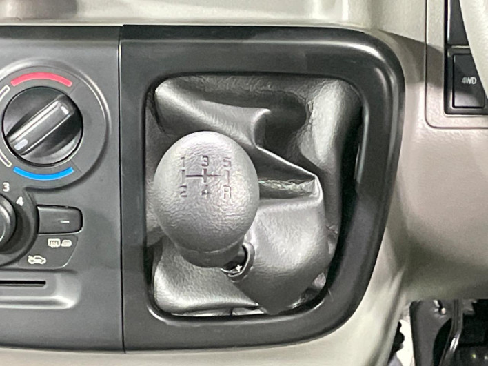 2023 Suzuki Every Wayout 3BD-DA17V (UW-6a2a263c4f620)[18]