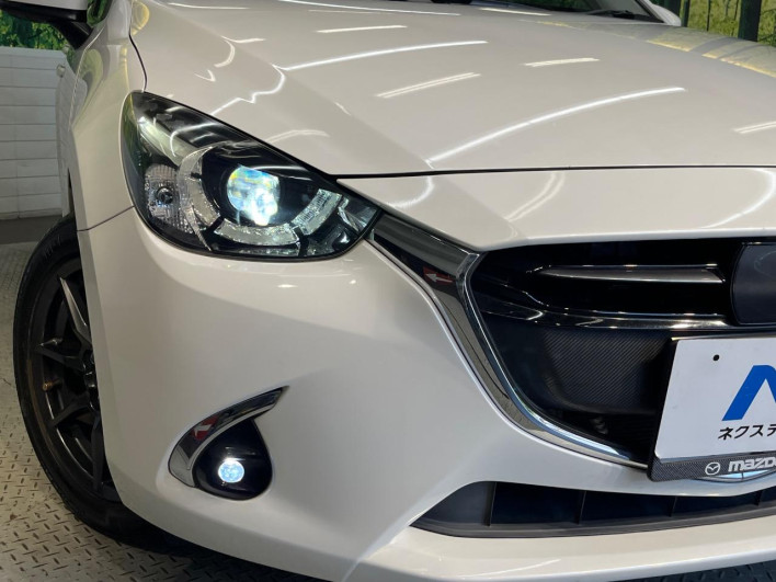 2016 Mazda Demio LDA-DJ5FS (UW-6a2a2640b53b9)[8]