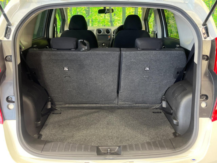 2013 Nissan Note DBA-E12 (UW-6a2a2646d55d4)[13]