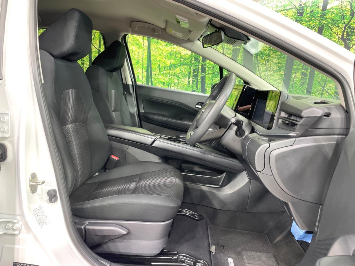 2022 Nissan Note 6AA-E13 (UW-6a2a264a4e575)[22]