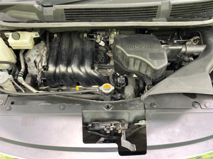 2012 Nissan Serena DBA-FNC26 (UW-6a2a26515c899)[12]
