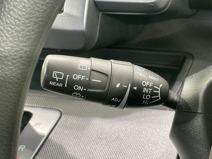 2009 Honda Freed DBA-GB3 (UW-6a2a26529491d)[7]