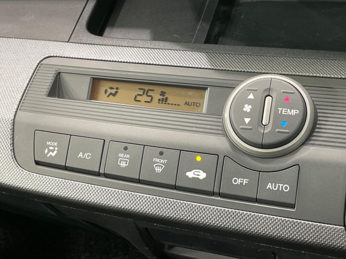 2009 Honda Freed DBA-GB3 (UW-6a2a26529491d)[6]