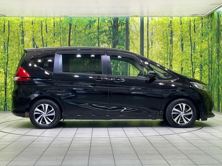 2017 Honda Freed DBA-GB5 (UW-6a2a26539d2dd)[10]
