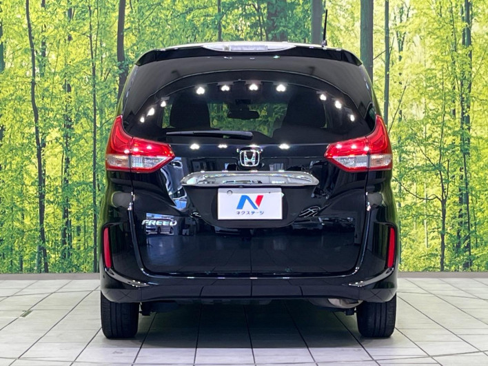 2017 Honda Freed DBA-GB5 (UW-6a2a26539d2dd)[8]