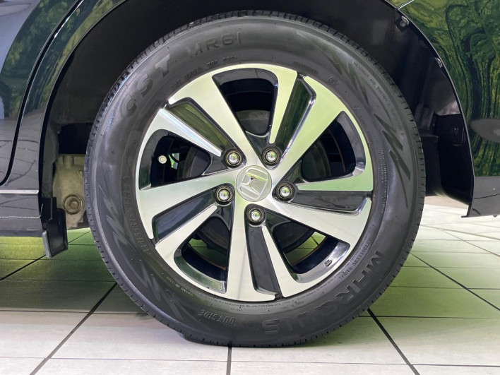 2017 Honda Freed DBA-GB5 (UW-6a2a26539d2dd)[19]