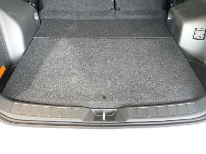 2021 Mitsubishi Eclipse Cross PHEV 5LA-GL3W (UW-6a2a266532808)[9]