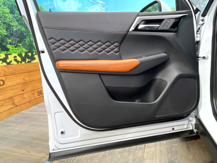 2022 Mitsubishi OUTLANDER PHEV 5LA-GN0W (UW-6a2a2665b040d)[15]