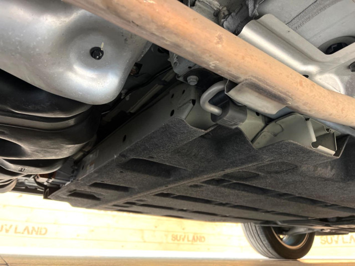 2022 Mitsubishi OUTLANDER PHEV 5LA-GN0W (UW-6a2a2665b040d)[17]