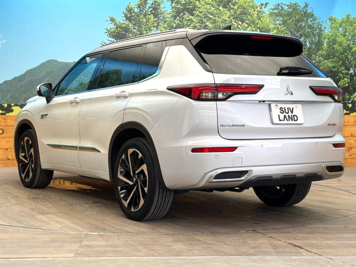 2022 Mitsubishi OUTLANDER PHEV 5LA-GN0W (UW-6a2a2665b040d)[7]