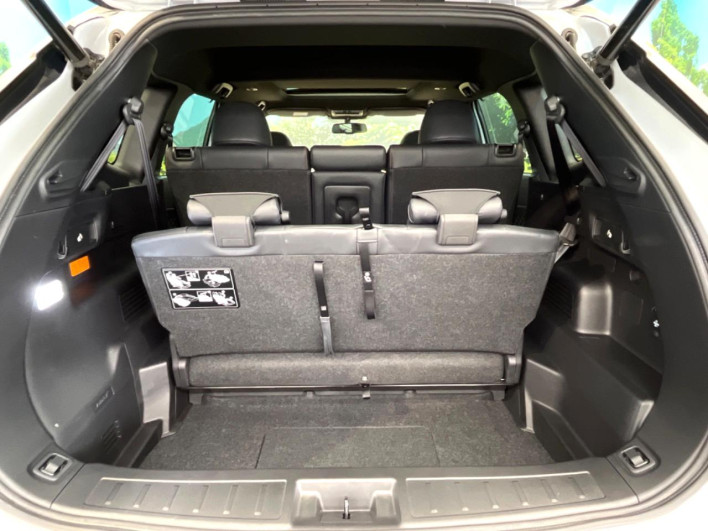 2022 Mitsubishi OUTLANDER PHEV 5LA-GN0W (UW-6a2a2665b040d)[21]