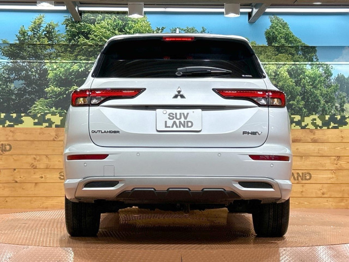2023 Mitsubishi OUTLANDER PHEV 5LA-GN0W (UW-6a2a266667f73)[17]