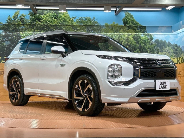 2023 Mitsubishi OUTLANDER PHEV 5LA-GN0W (UW-6a2a266667f73)[19]