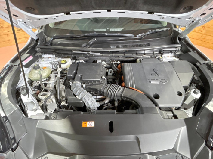 2023 Mitsubishi OUTLANDER PHEV 5LA-GN0W (UW-6a2a266667f73)[6]