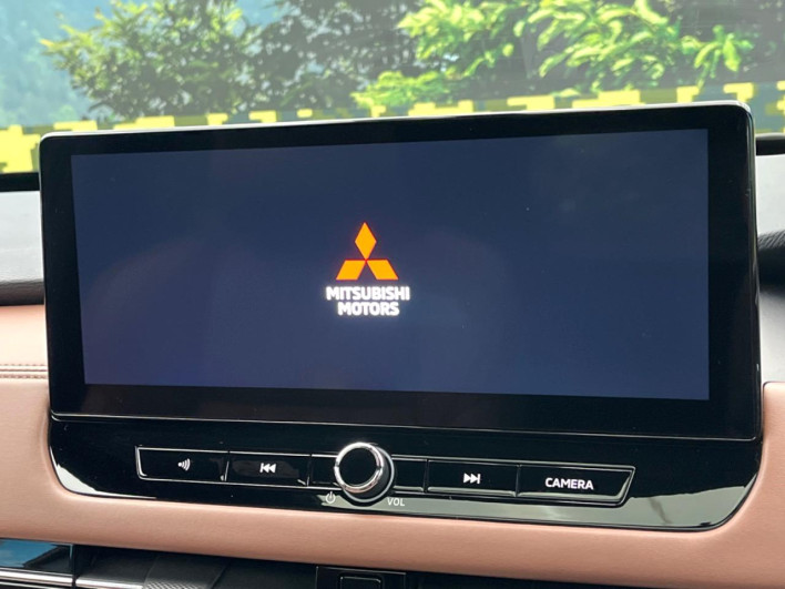 2024 Mitsubishi OUTLANDER PHEV 5LA-GN0W (UW-6a2a2668297e3)[11]
