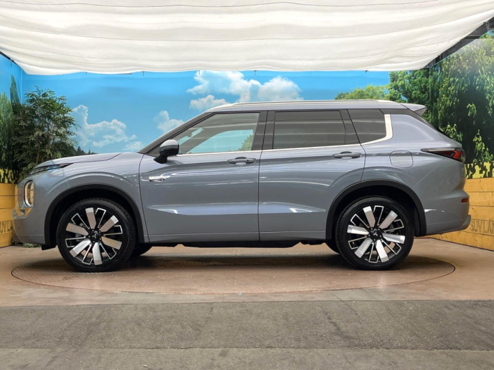 2024 Mitsubishi OUTLANDER PHEV 5LA-GN0W (UW-6a2a2668297e3)[23]