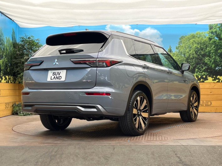 2024 Mitsubishi OUTLANDER PHEV 5LA-GN0W (UW-6a2a2668297e3)[20]