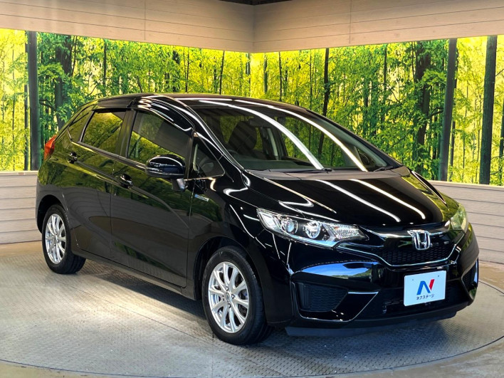 2015 Honda Fit Hybrid DAA-GP5 (UW-6a2a266baa014)[16]