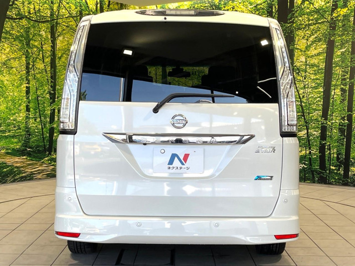 2015 Nissan Serena DAA-HFC26 (UW-6a2a2684d6a77)[8]